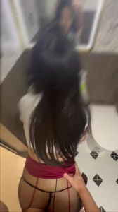镜子前后入小母狗淫荡高潮抽搐说爽死了